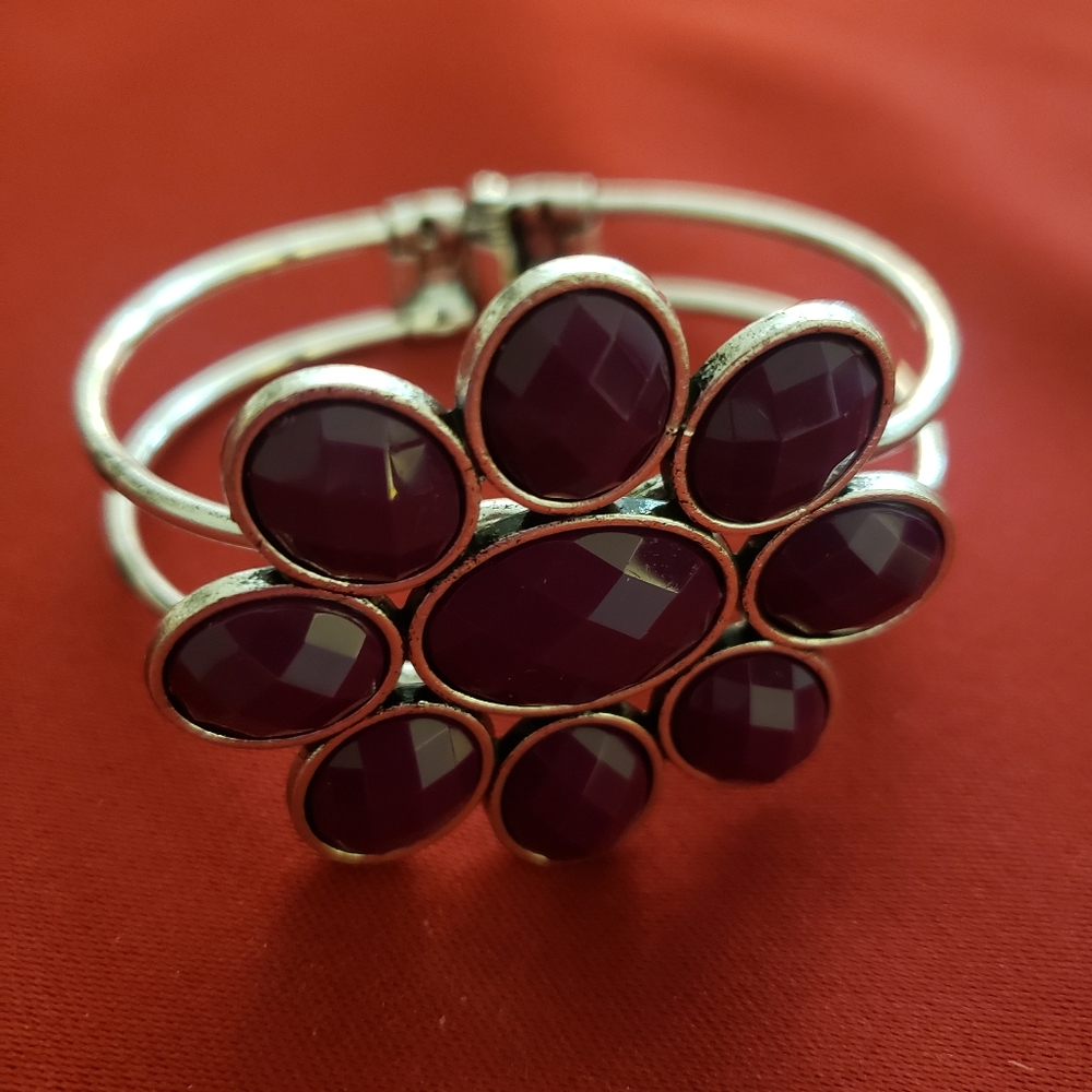 Bracelet - New